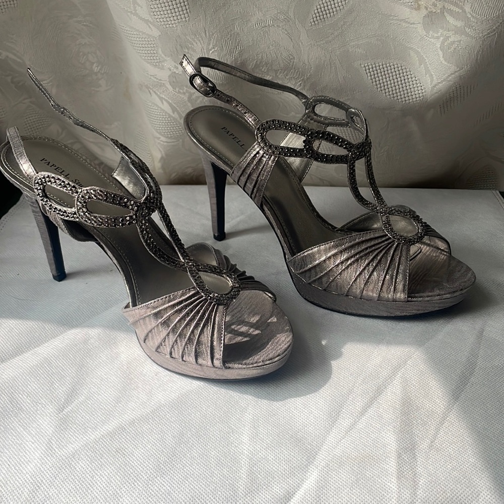 Paperless studio Aubrey gunmetal moire meta high heels